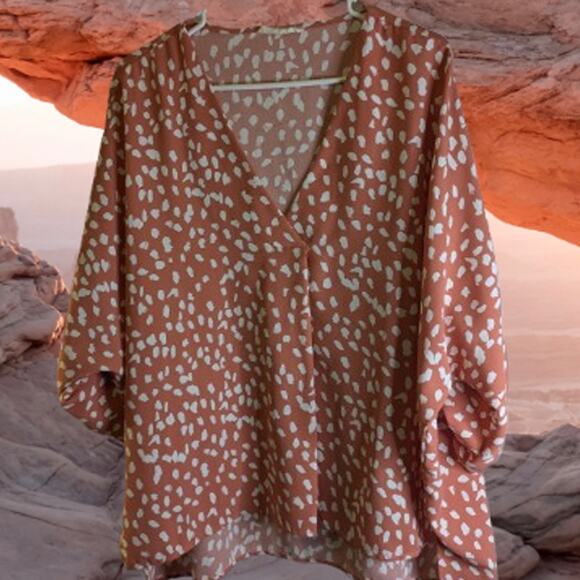 Entro XL 3/4 adjustable sleeve burnt orange & white v-neck poly blend fall top - Picture 1 of 1